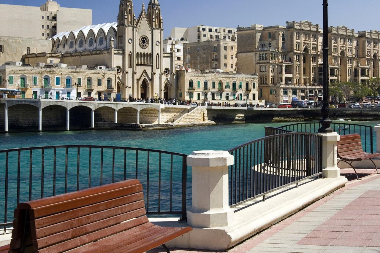 Marvellous Seafront Apartment Sliema Exterior photo